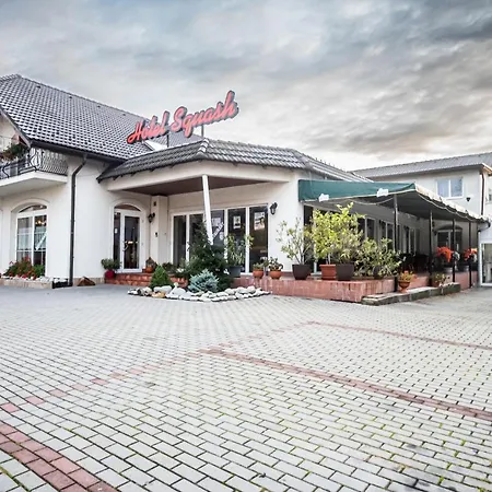 Squash Centrum Hotel 3*
