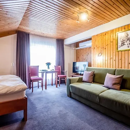 Squash Centrum 3* Privigye